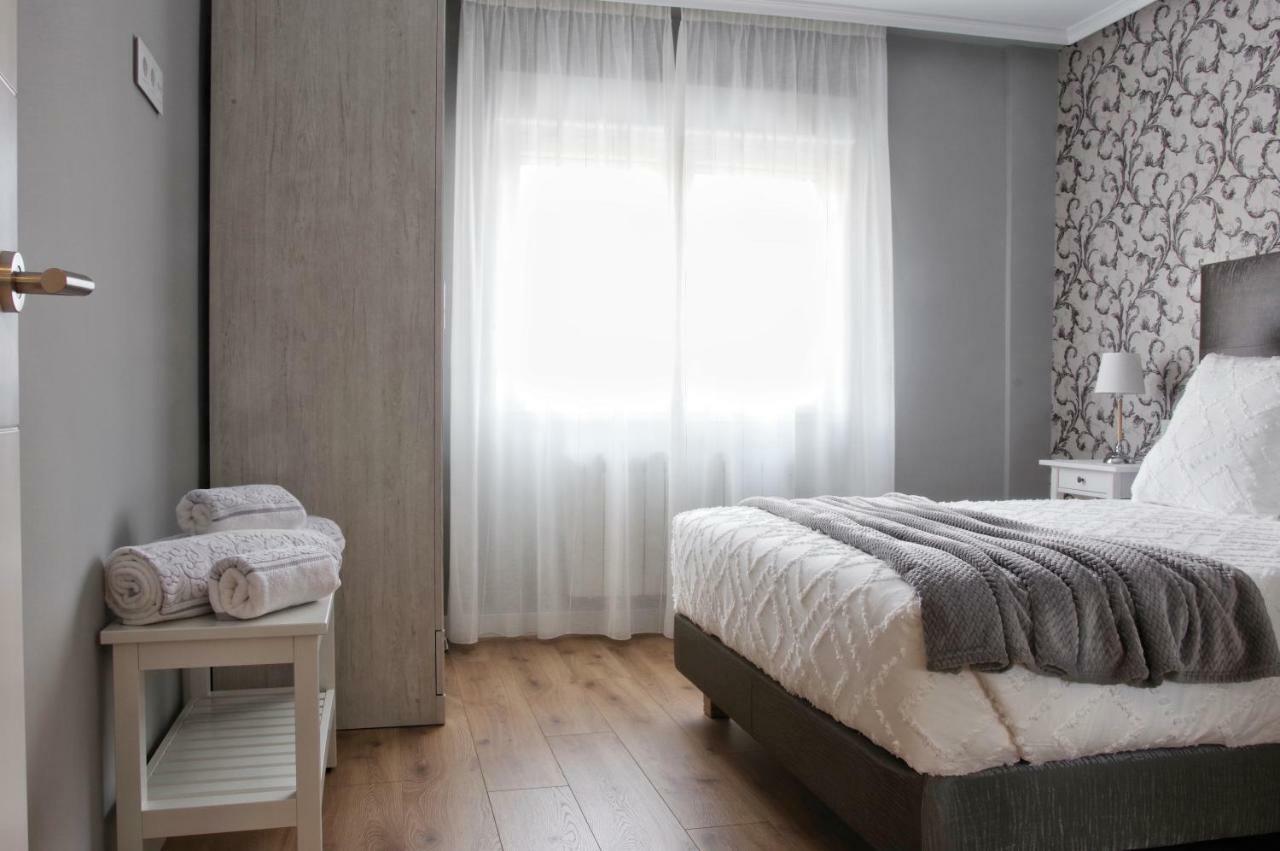 Apartamentos Bahia San Lorenzo Gijón Eksteriør billede
