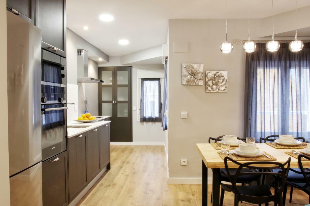 Apartamentos Bahia San Lorenzo Gijón Eksteriør billede